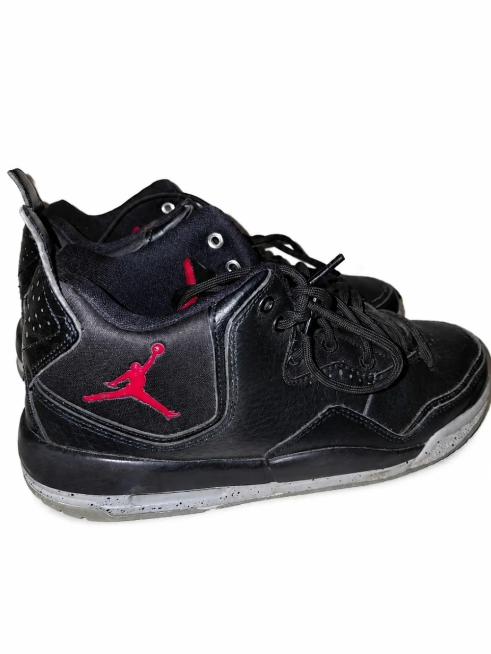 Jordan Men's Black and Red High-Top Basketball Sneakers